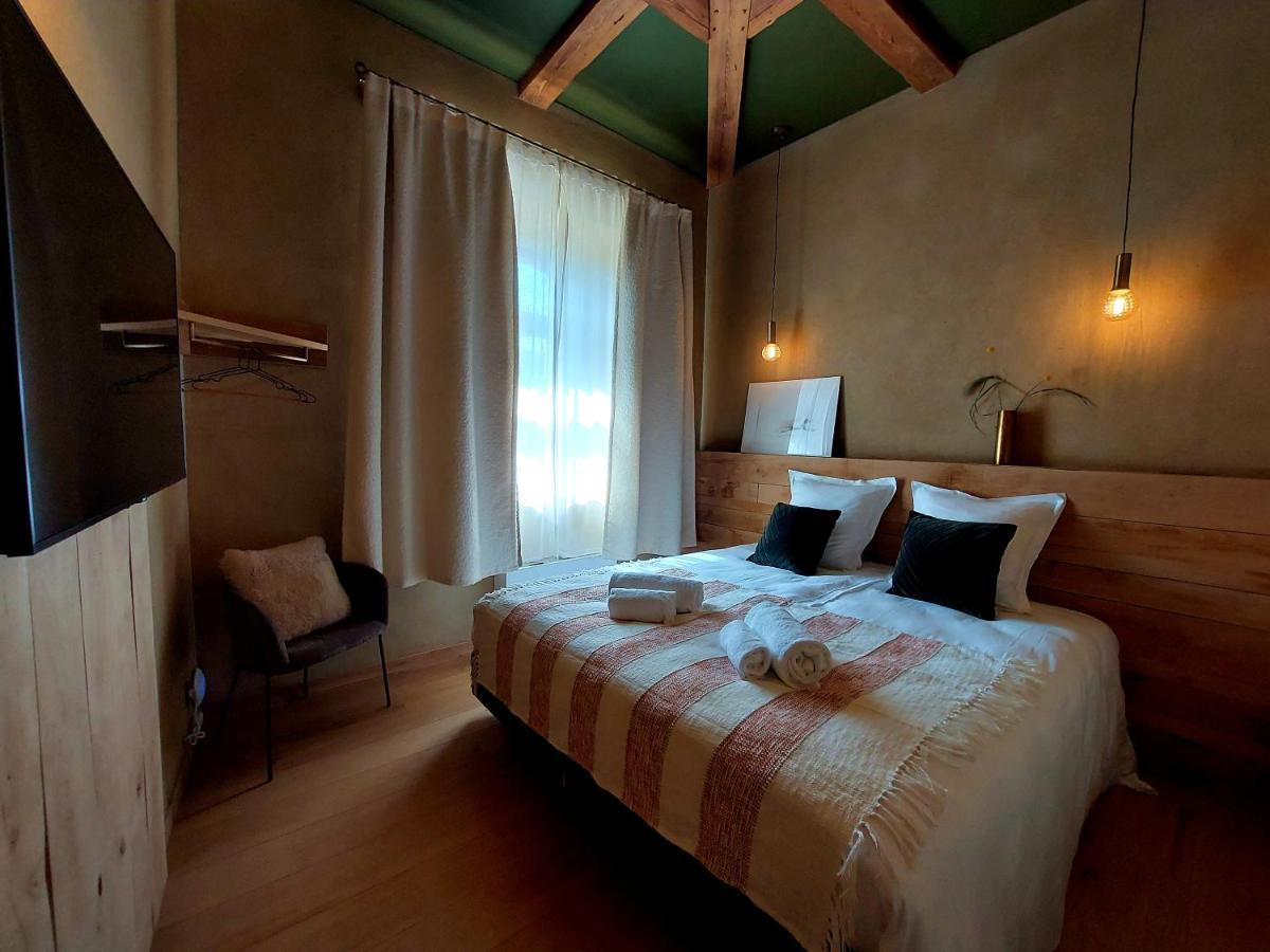 Les Suites De Petit Bomal 杜柏 外观 照片