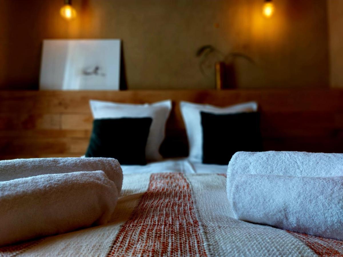Les Suites De Petit Bomal 杜柏 外观 照片