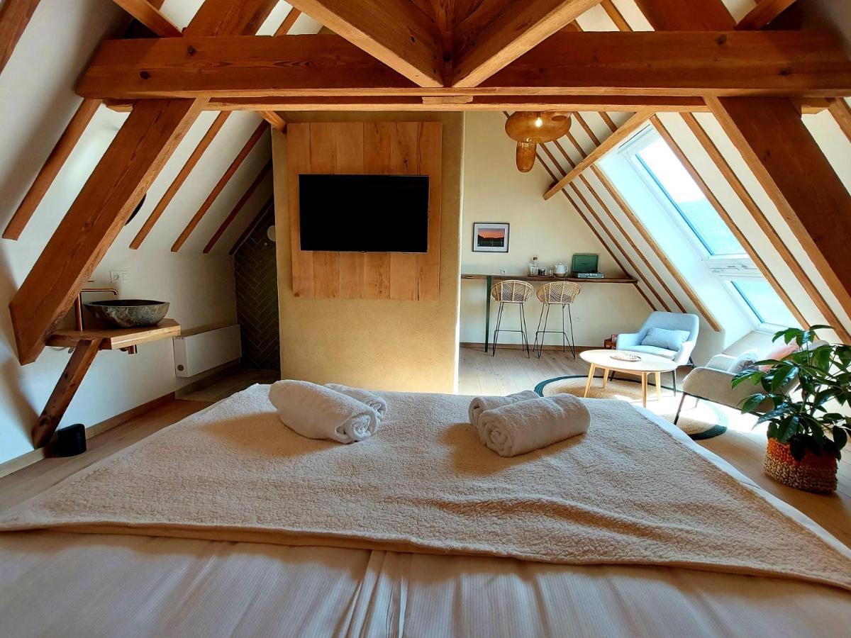 Les Suites De Petit Bomal 杜柏 外观 照片