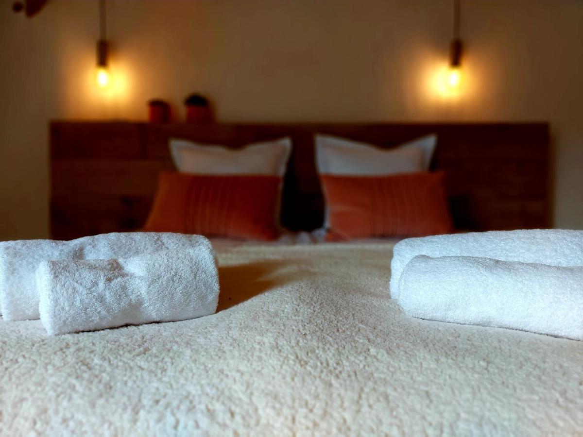 Les Suites De Petit Bomal 杜柏 外观 照片